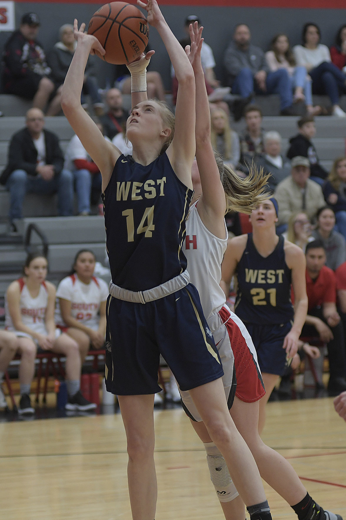 Bulldogs vs RedHawks Girls11